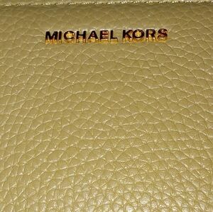 Michael Kors Large Bryant Leather Wallet